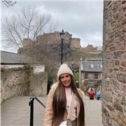 Profesora de inglés y apoyo escolar especializada en clases para niños de forma online o presencial